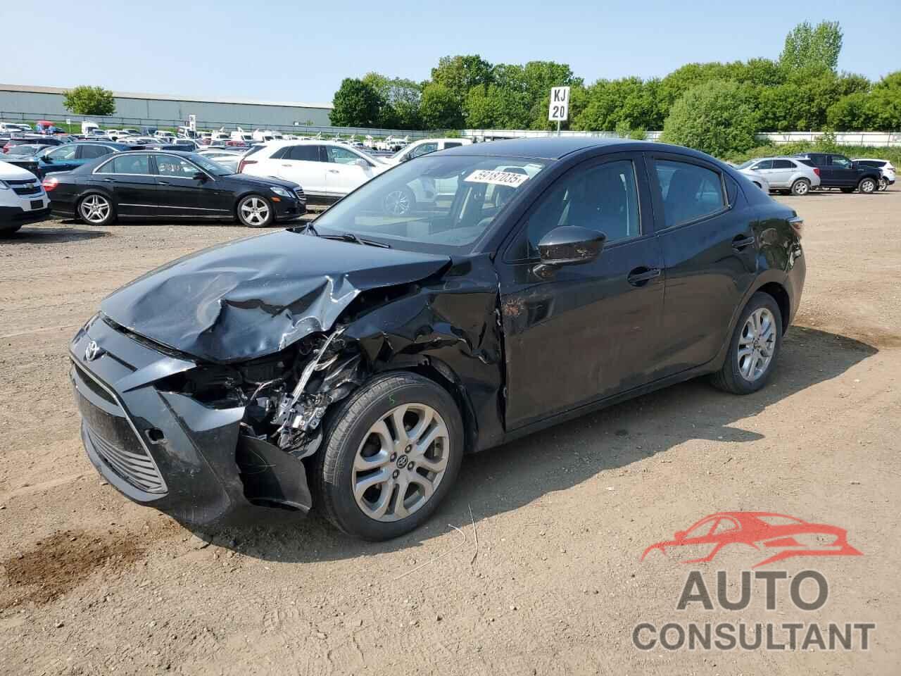 TOYOTA YARIS 2018 - 3MYDLBYV1JY327150