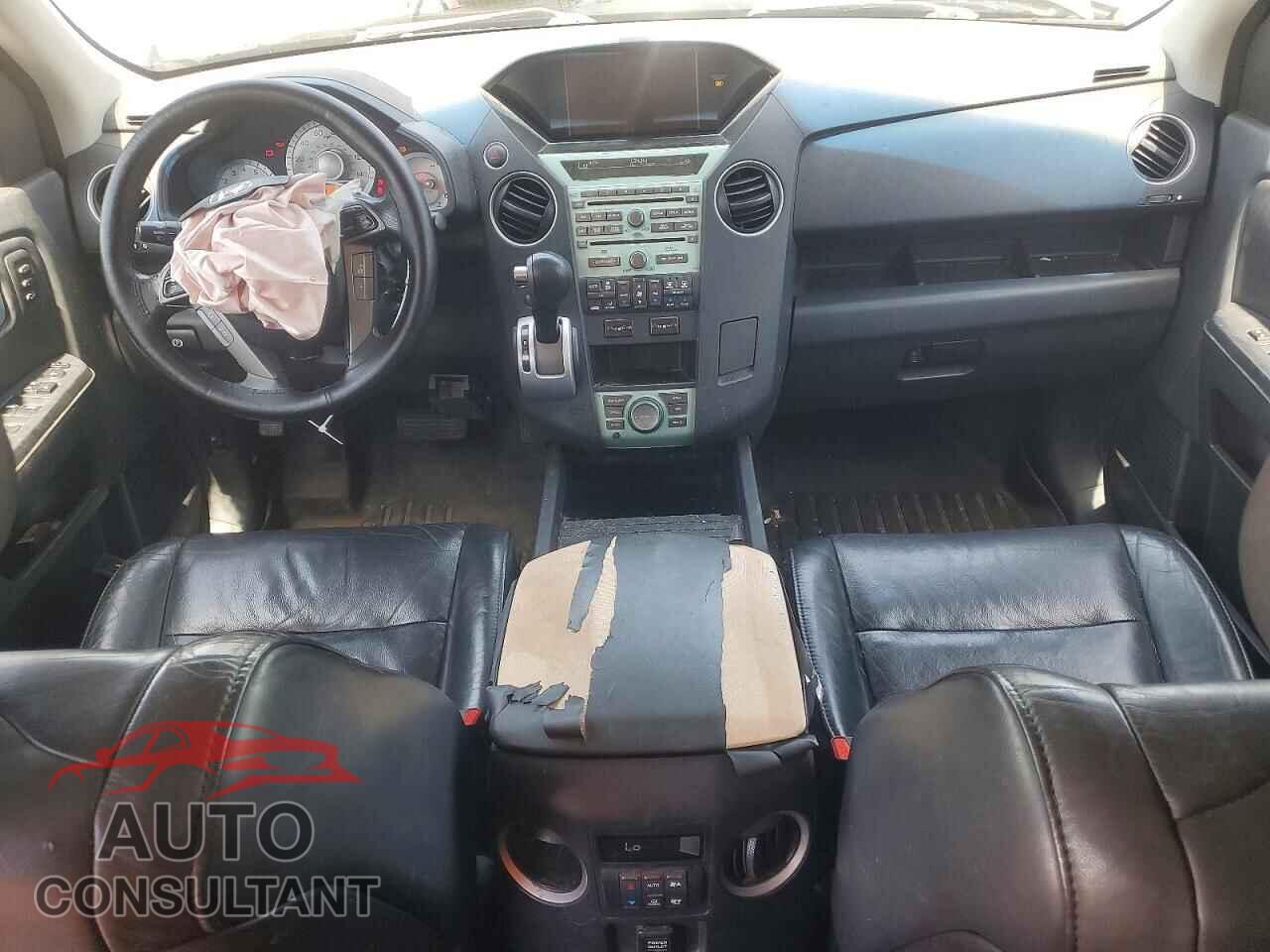 HONDA PILOT 2011 - 5FNYF3H98BB022807