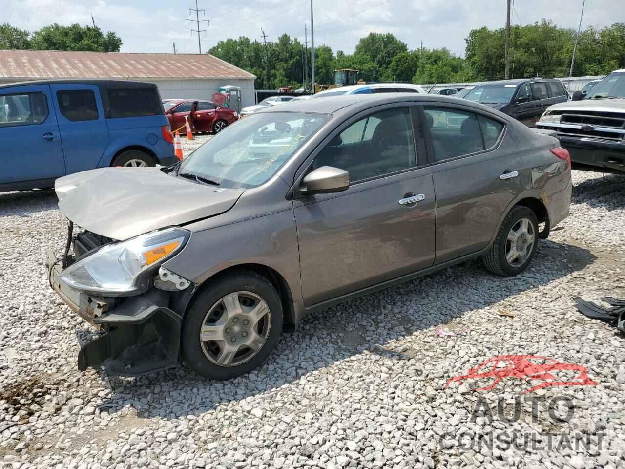 NISSAN VERSA 2017 - 3N1CN7AP3HL856090