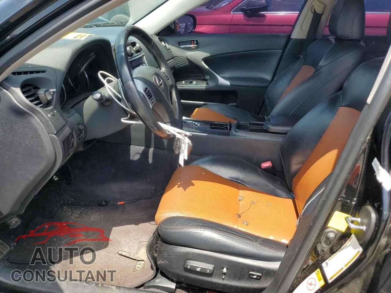 LEXUS IS 2013 - JTHBF5C25D5189267