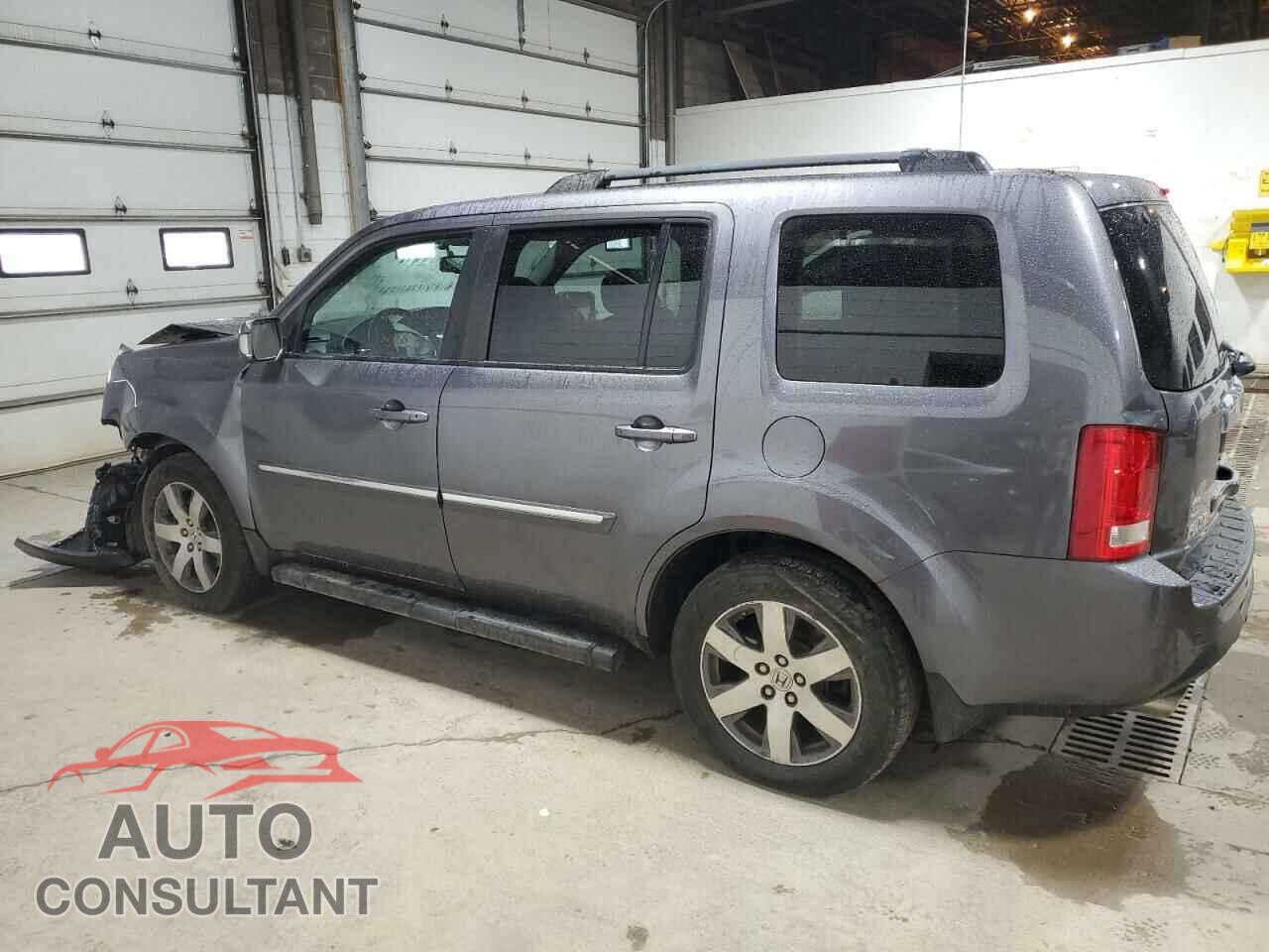 HONDA PILOT 2015 - 5FNYF4H99FB006644