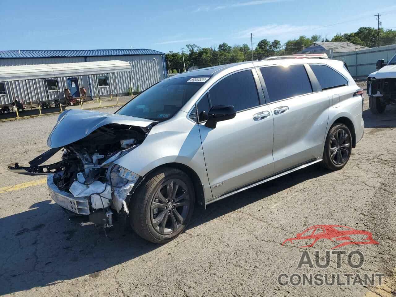 TOYOTA SIENNA 2021 - 5TDDRKEC7MS006290