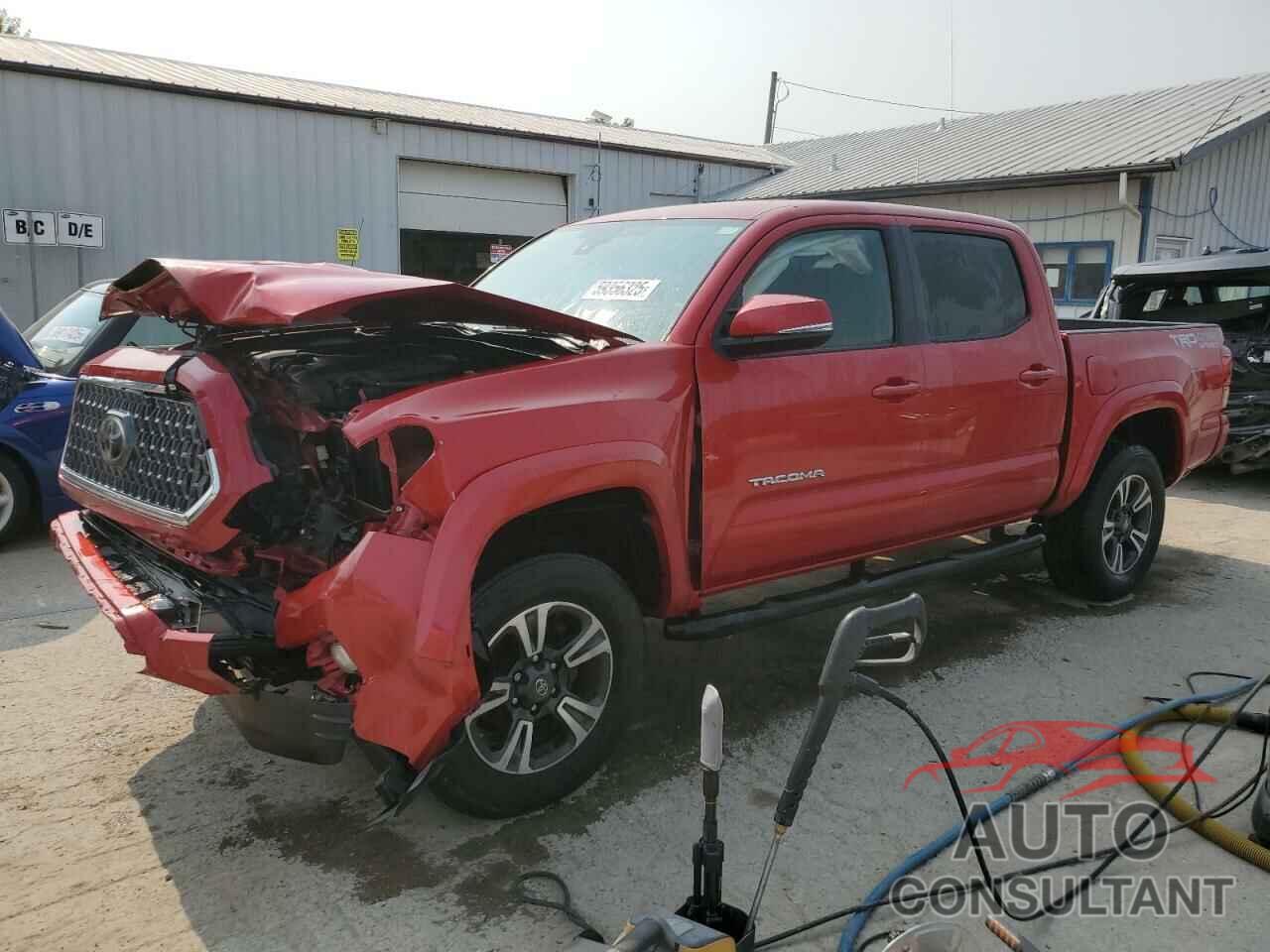 TOYOTA TACOMA 2018 - 3TMCZ5AN2JM159644