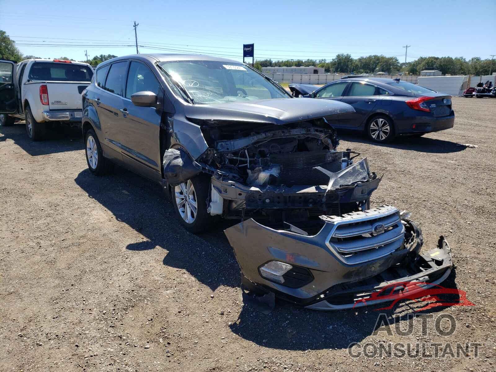 FORD ESCAPE 2017 - 1FMCU9G90HUA83486