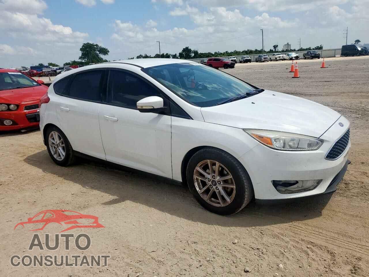 FORD FOCUS 2016 - 1FADP3K25GL226014