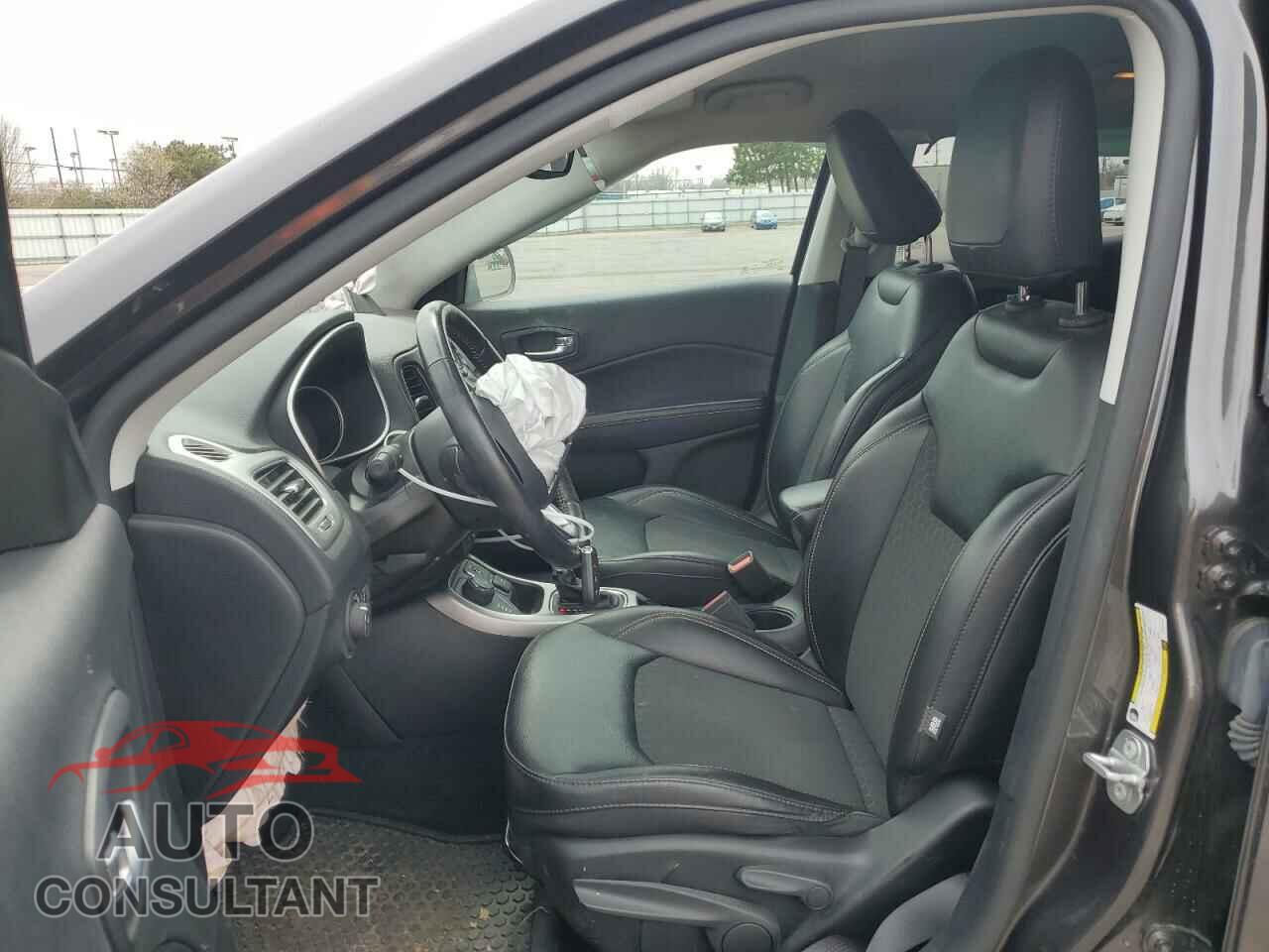 JEEP COMPASS 2019 - 3C4NJDBB2KT734797