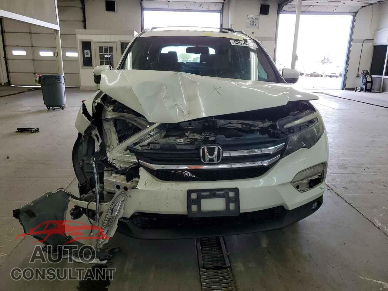 HONDA PILOT 2017 - 5FNYF6H57HB024006