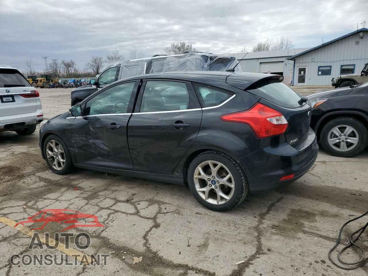 FORD FOCUS 2012 - 1FAHP3M23CL408609
