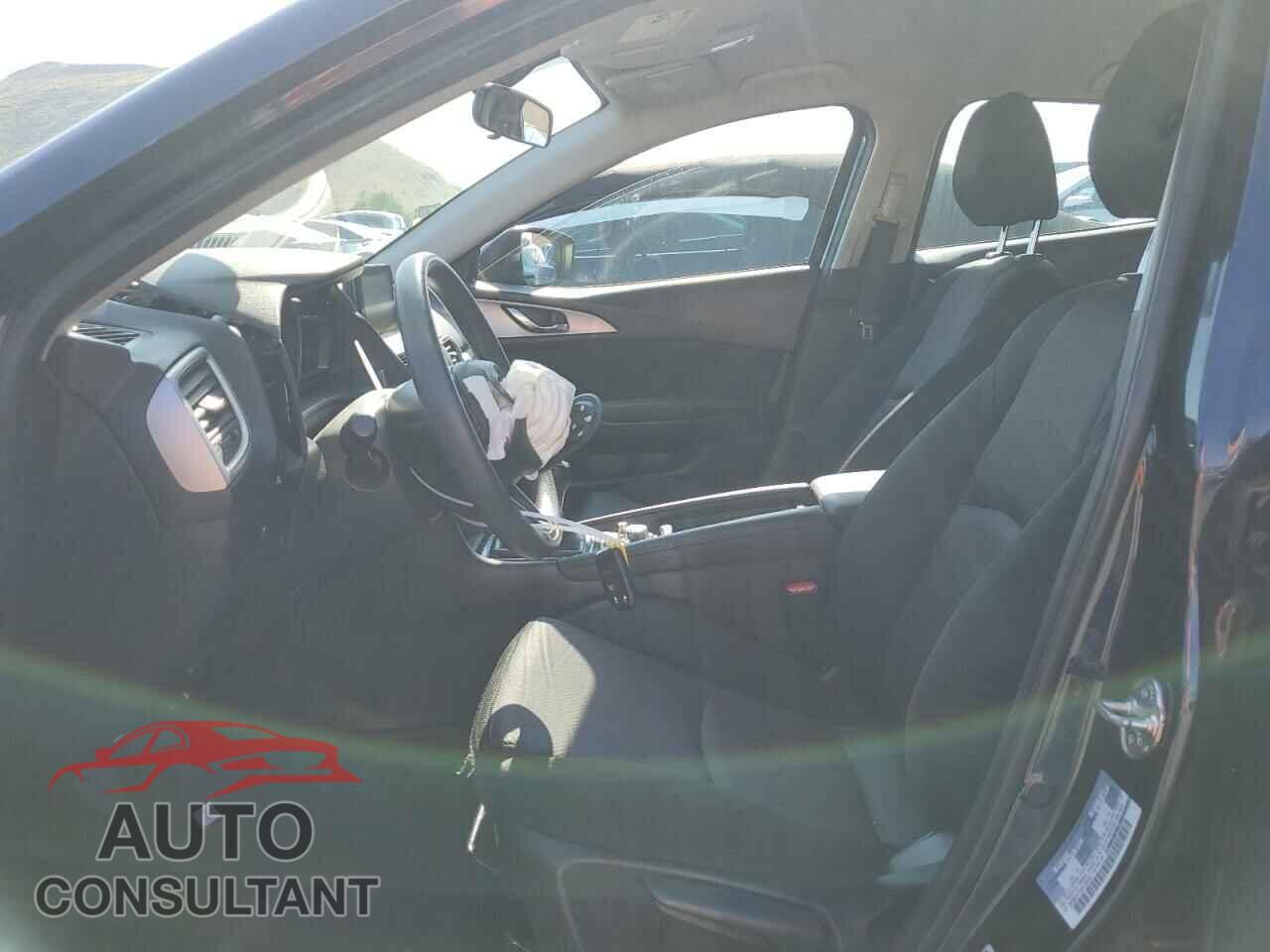 MAZDA 3 2017 - 3MZBN1K79HM155033