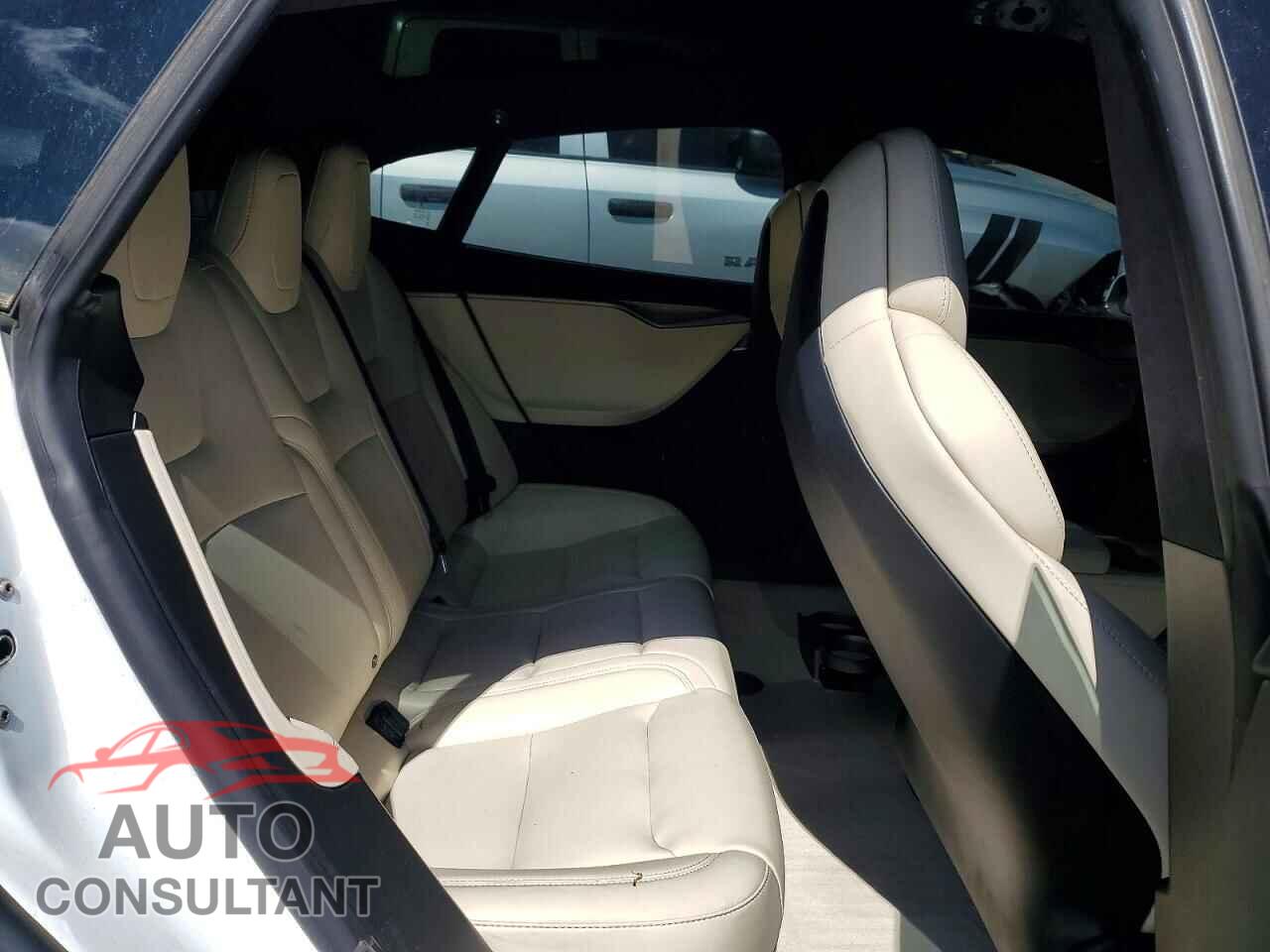 TESLA MODEL S 2019 - 5YJSA1E26KF334530