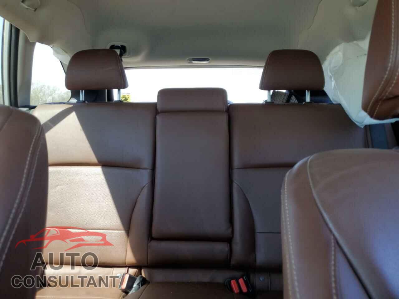 SUBARU OUTBACK 2017 - 4S4BSATC2H3296854