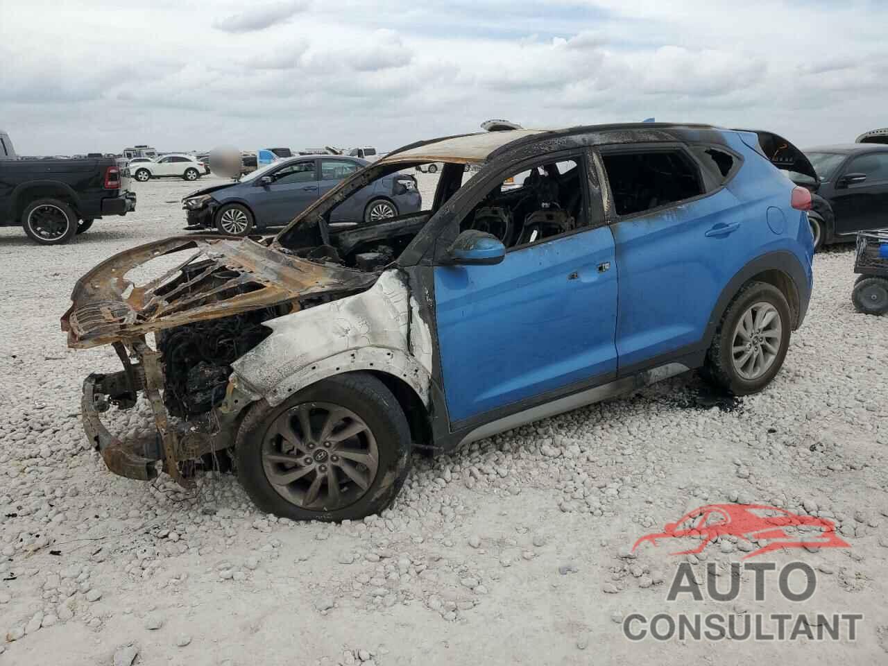HYUNDAI TUCSON 2018 - KM8J33A40JU689851