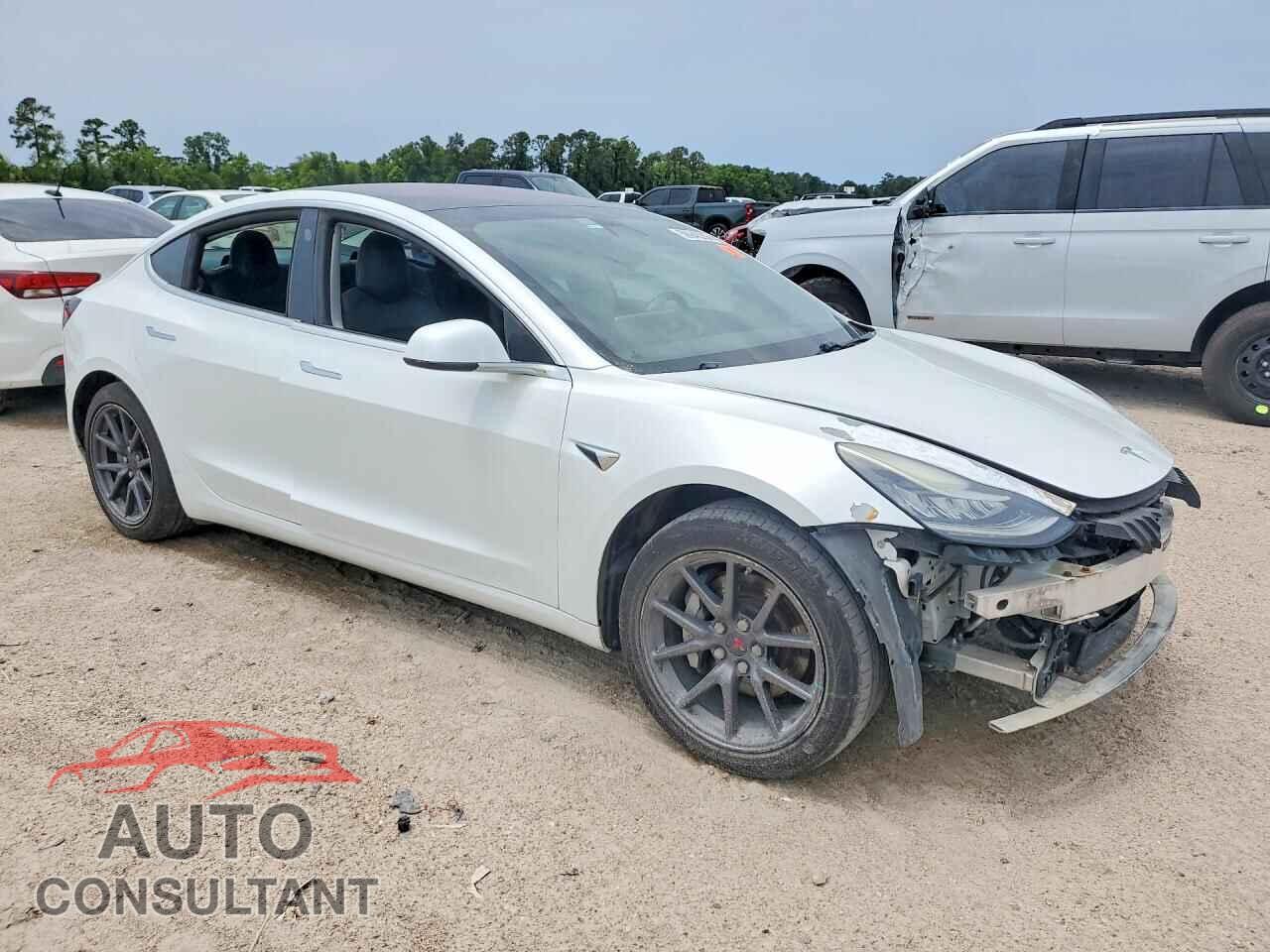 TESLA MODEL 3 2018 - 5YJ3E1EA4JF051932