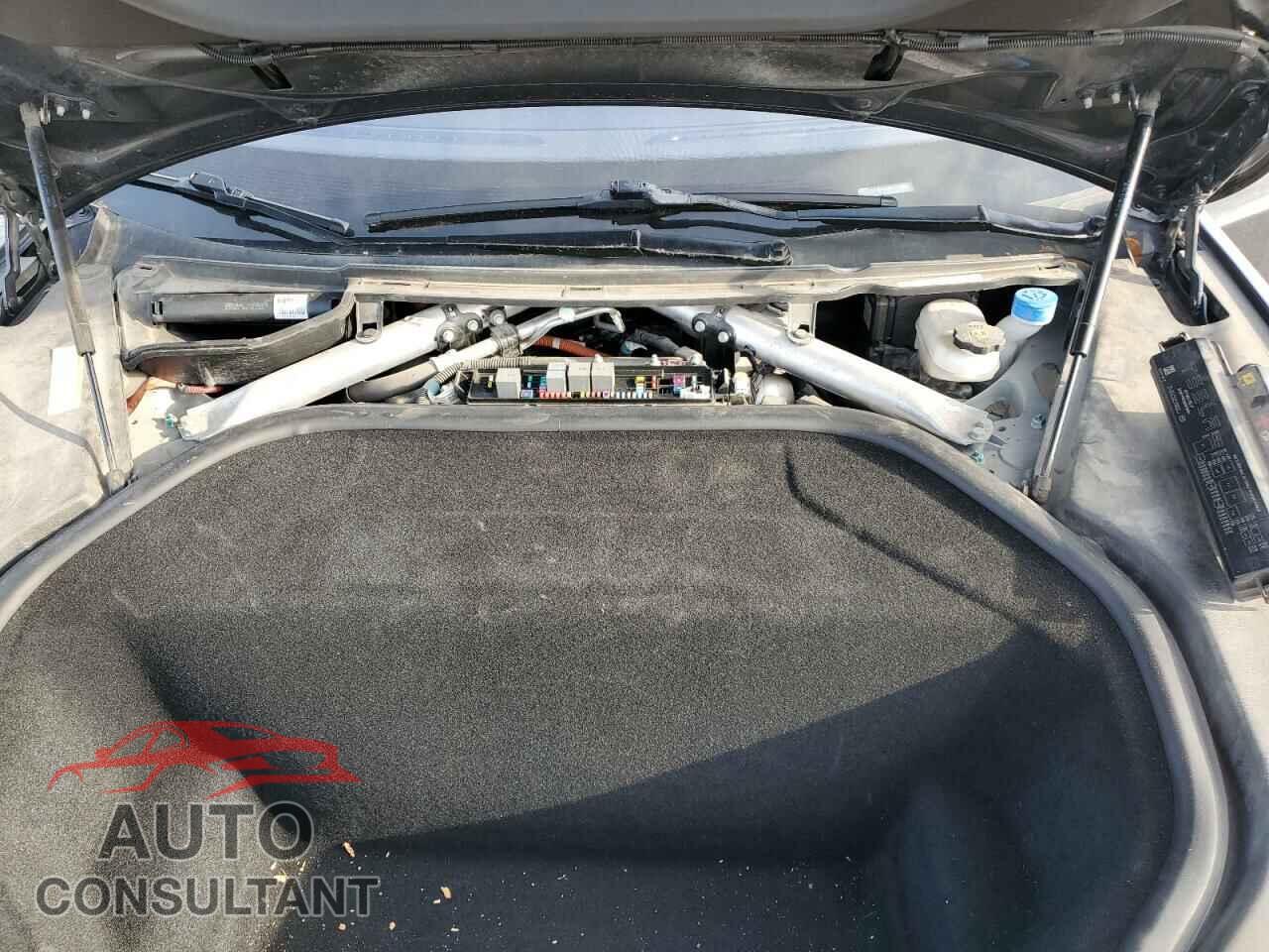 TESLA MODEL S 2015 - 5YJSA1E48FF112868