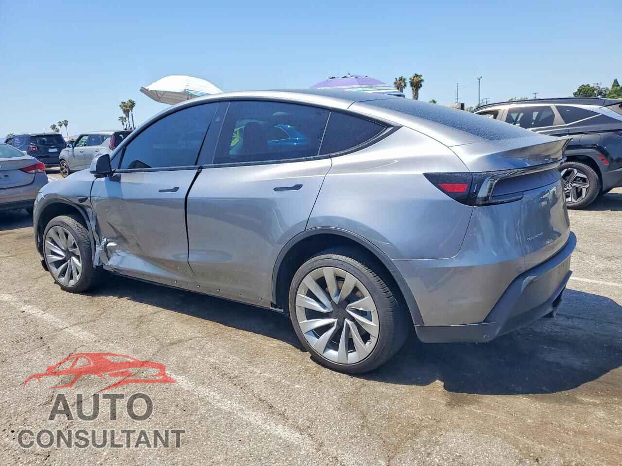 TESLA MODEL Y 2026 - 7SAYGDEE7TF324663