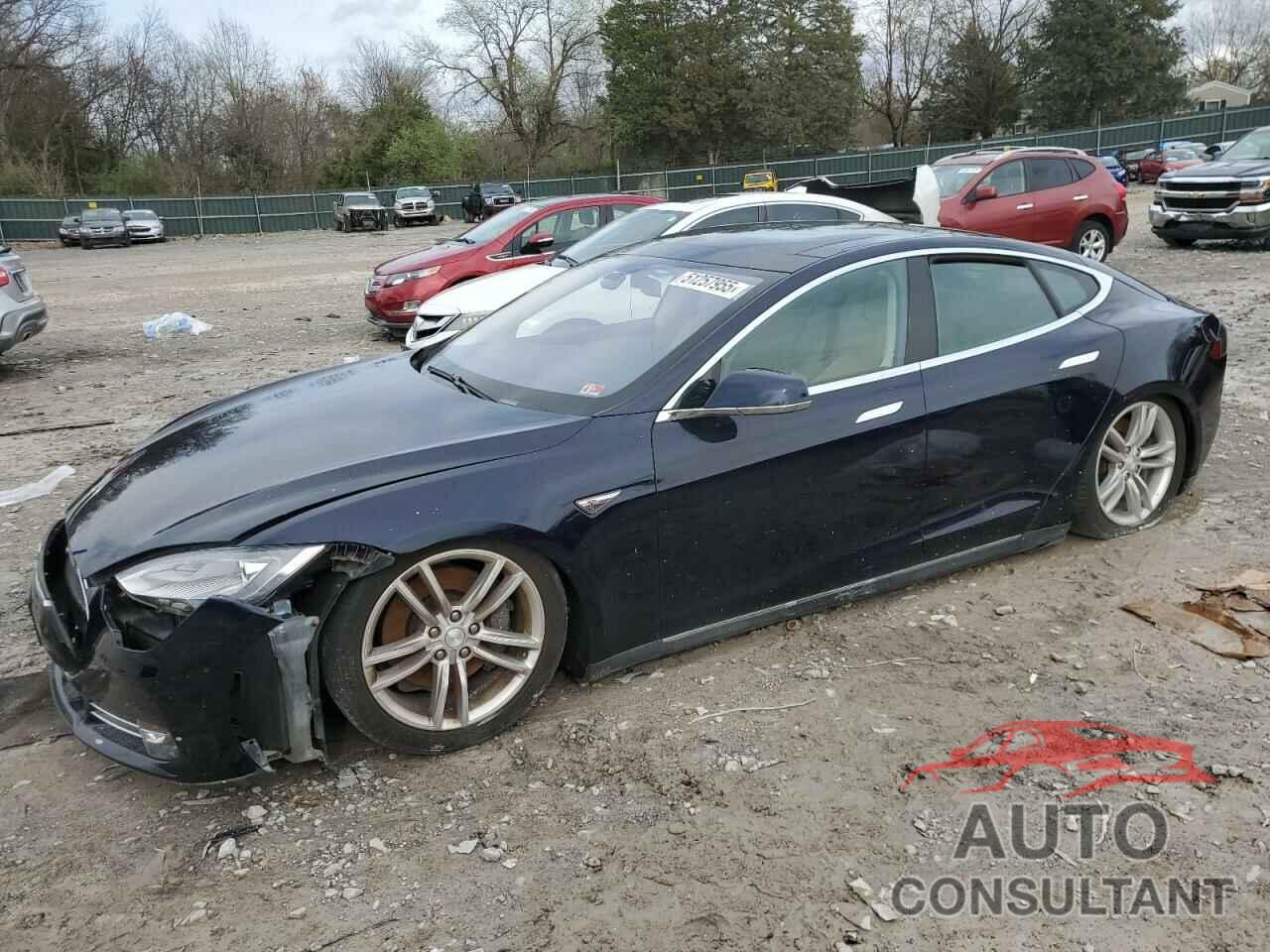 TESLA MODEL S 2013 - 5YJSA1DN9DFP01855