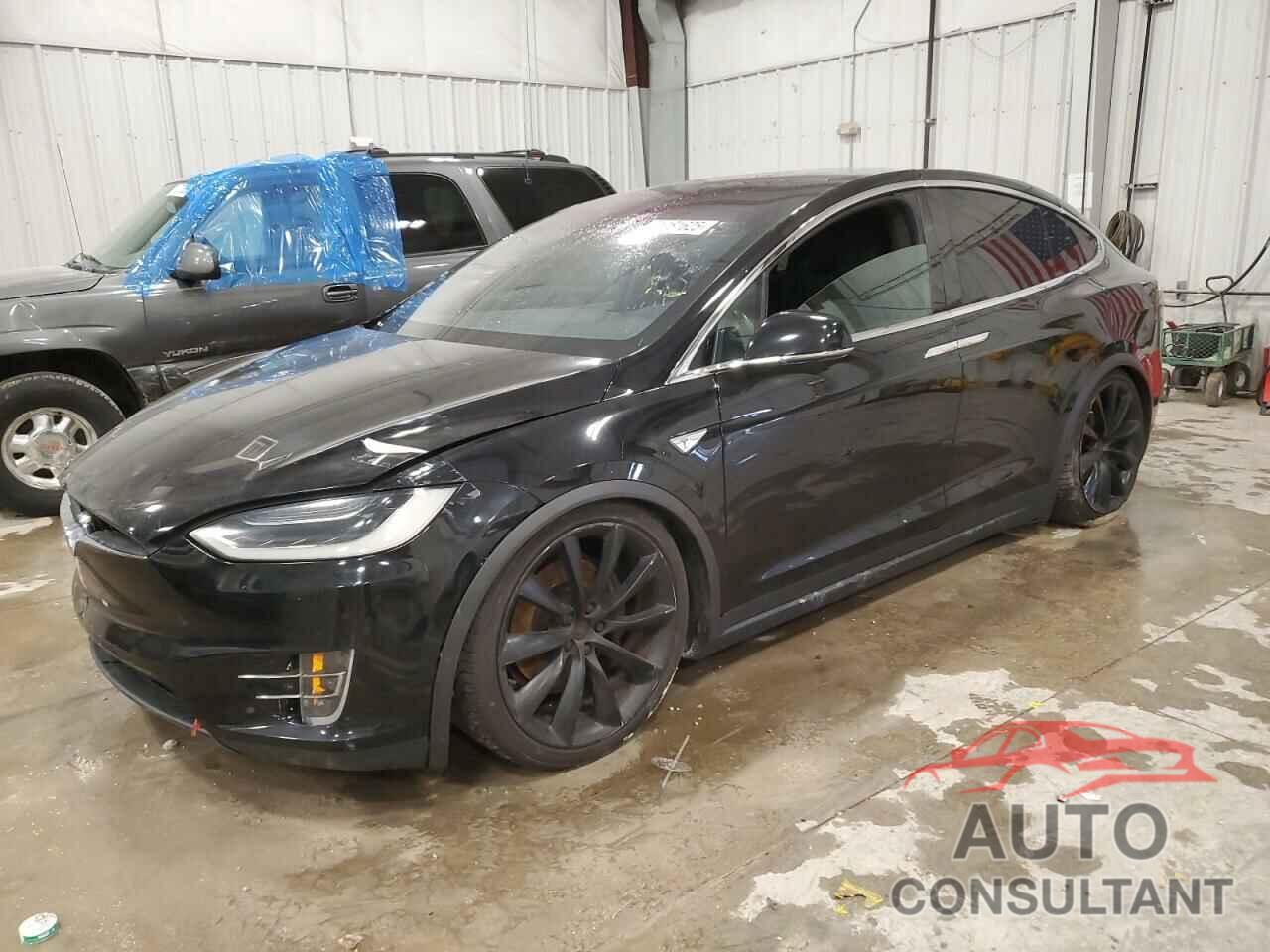 TESLA MODEL X 2016 - 5YJXCBE24GF002759