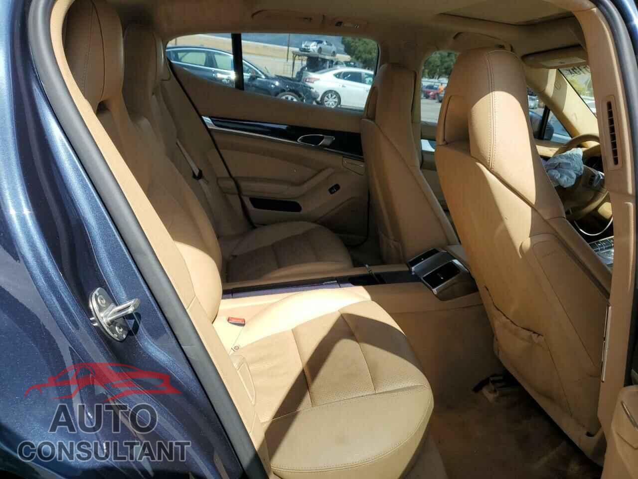 PORSCHE PANAMERA 2011 - WP0AA2A73BL013738