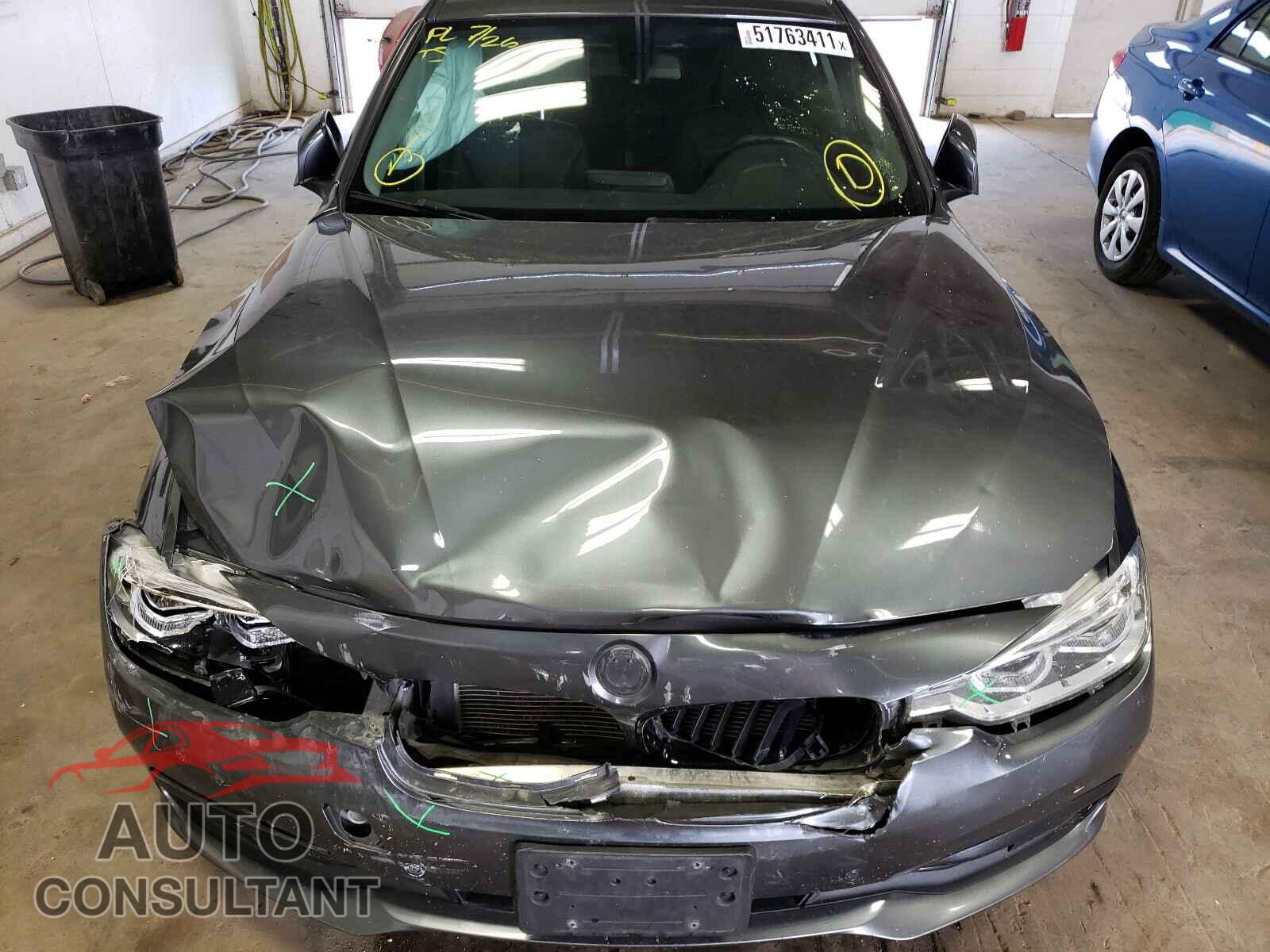 BMW 3 SERIES 2016 - WBA8E5G56GNU21427