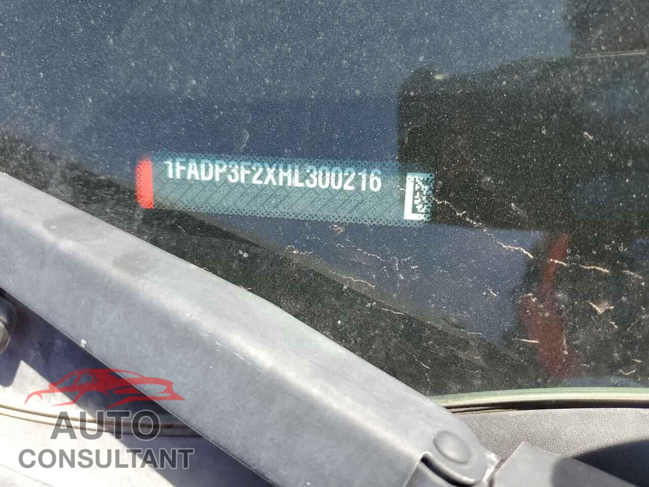 FORD FOCUS 2017 - 1FADP3F2XHL300216