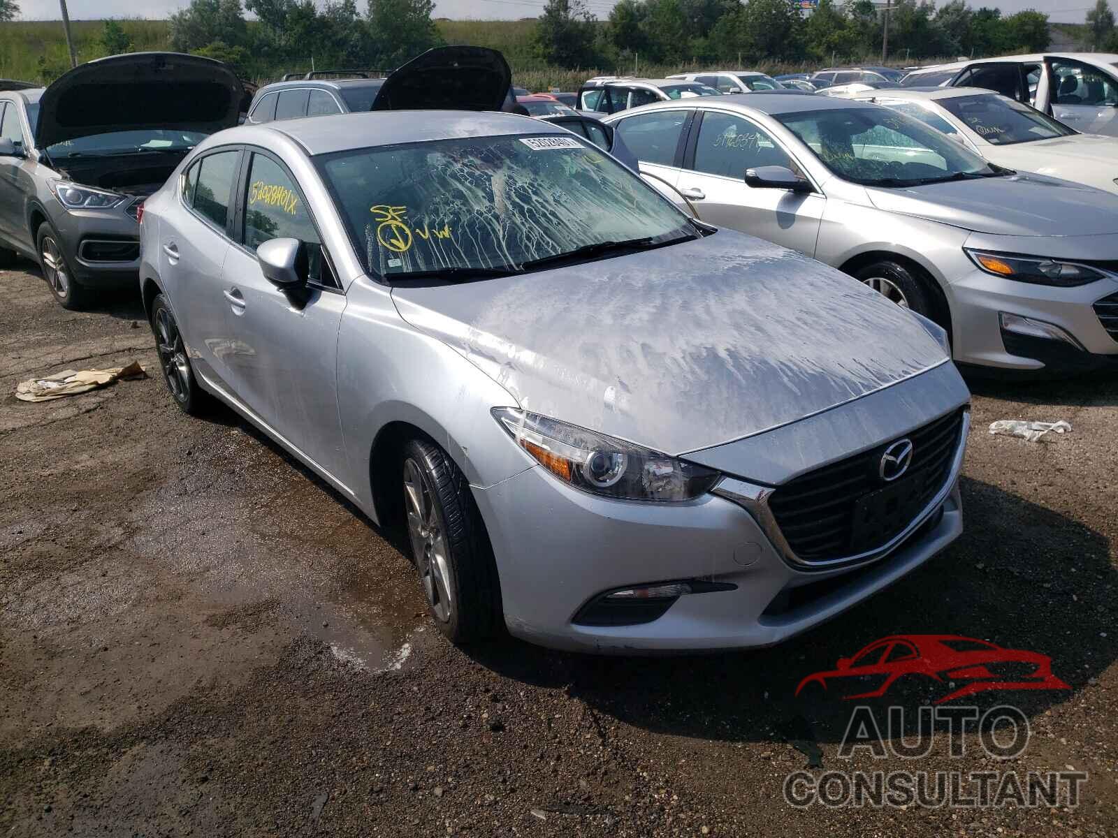 MAZDA 3 2018 - 3MZBN1V30JM181549