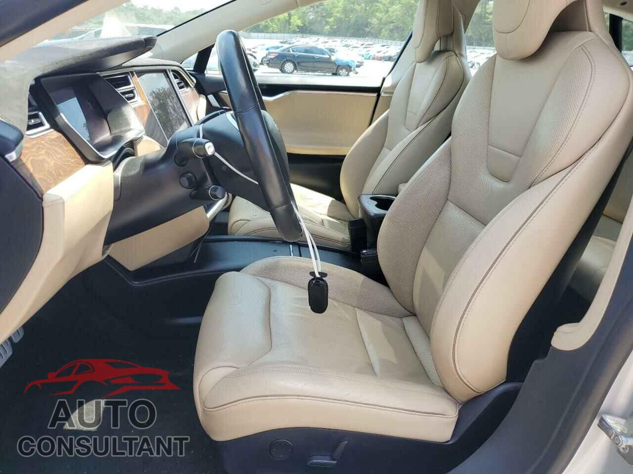 TESLA MODEL S 2016 - 5YJSA1E40GF169986