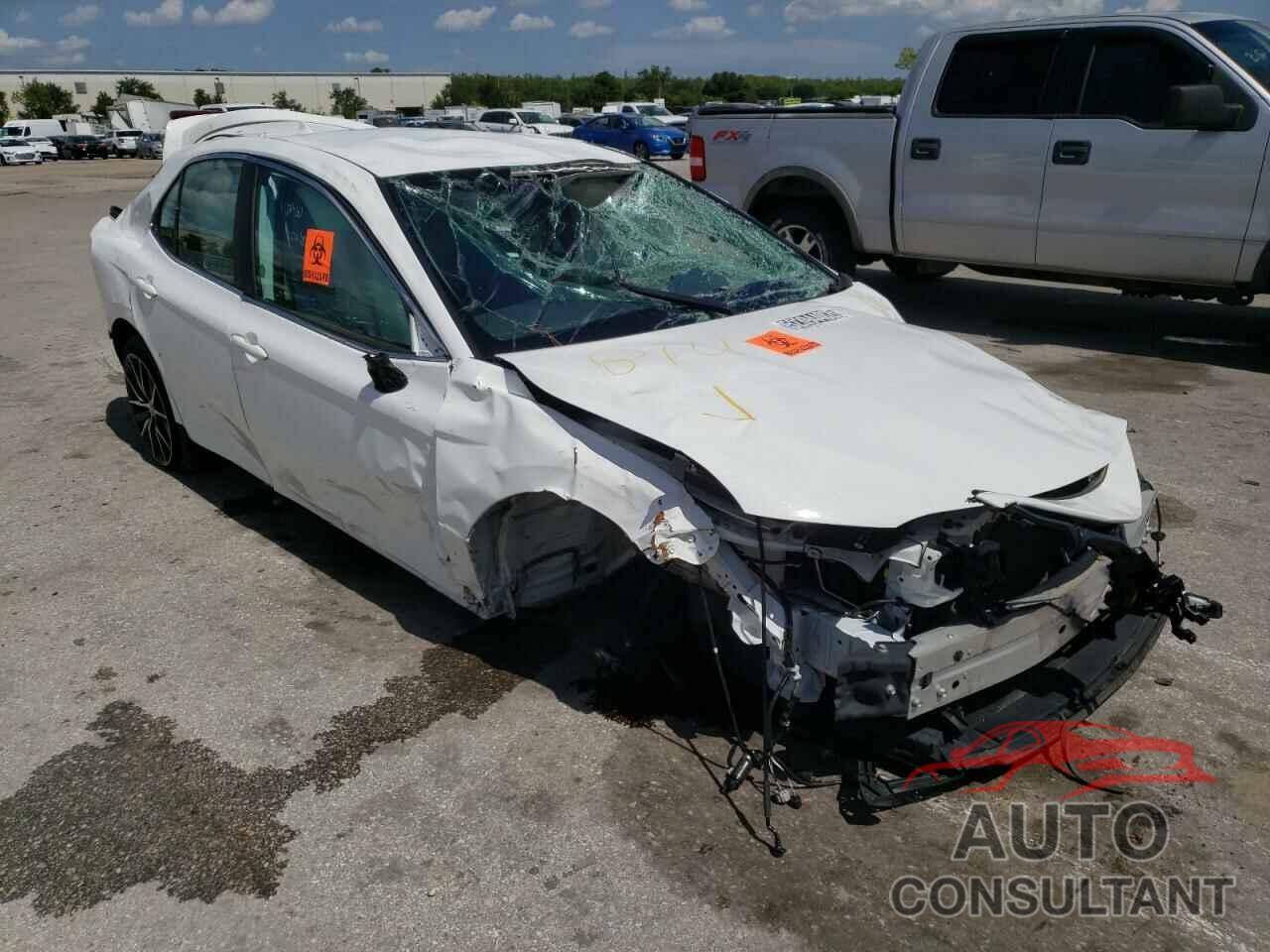 TOYOTA CAMRY 2021 - 4T1G11AK3MU557030