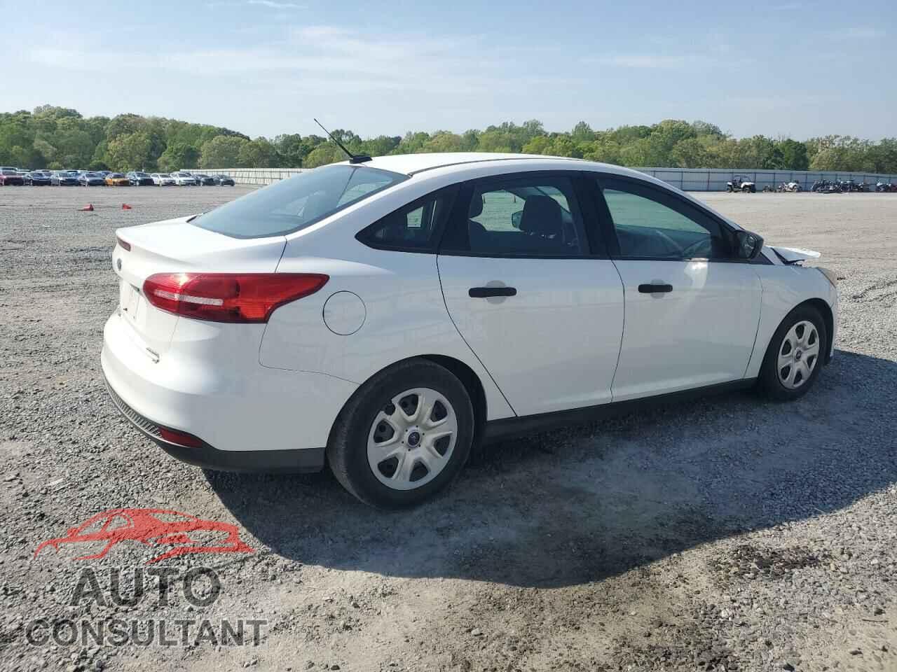 FORD FOCUS 2015 - 1FADP3E2XFL381779