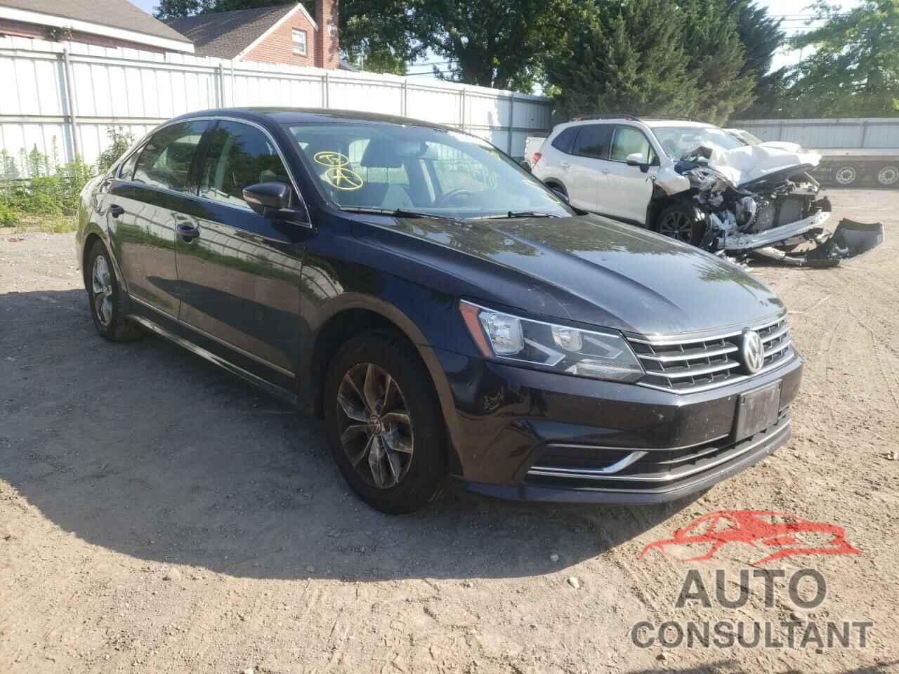 VOLKSWAGEN PASSAT 2017 - 1VWAT7A39HC006061