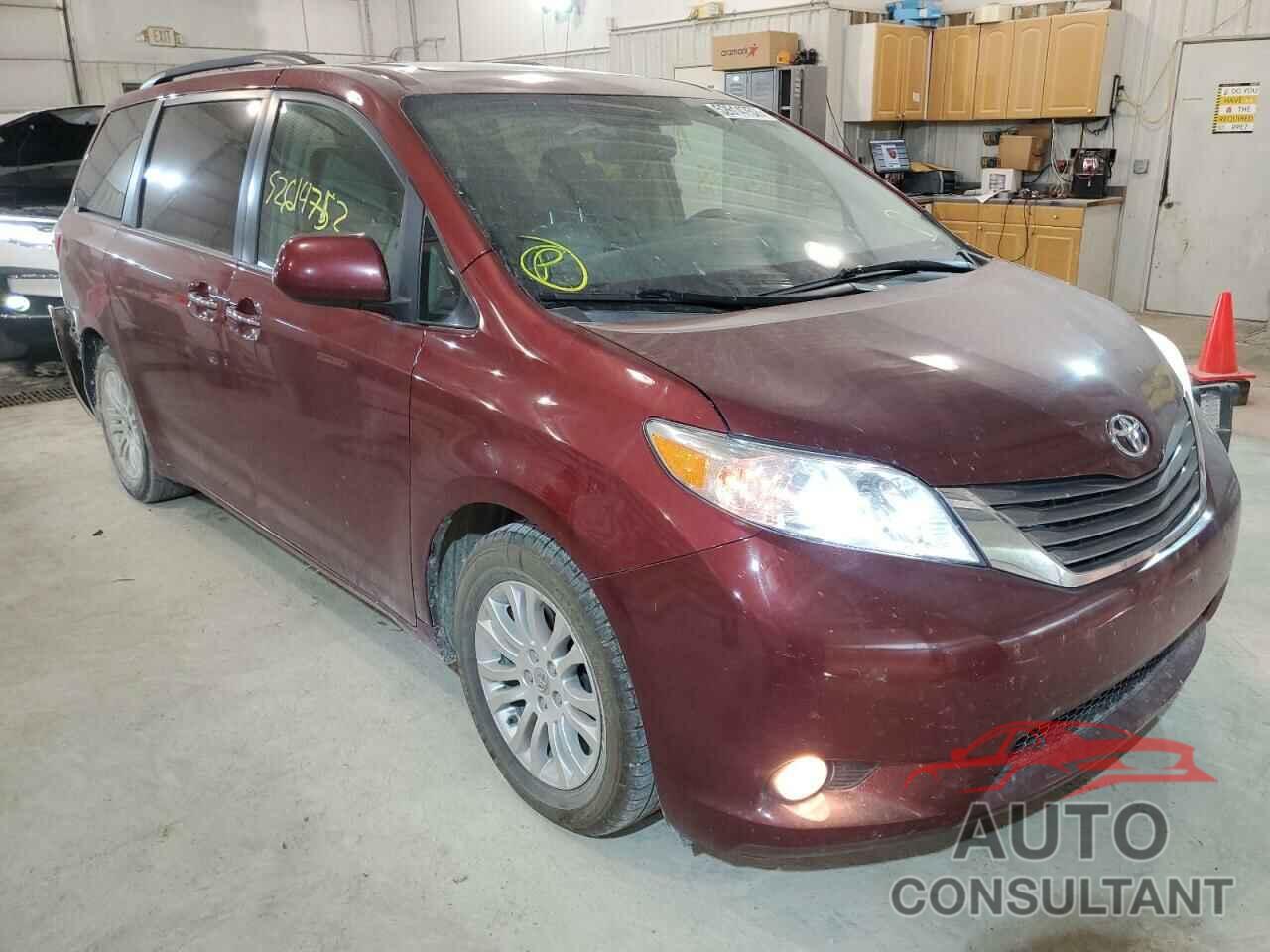 TOYOTA SIENNA 2016 - 5TDYK3DC1GS702564