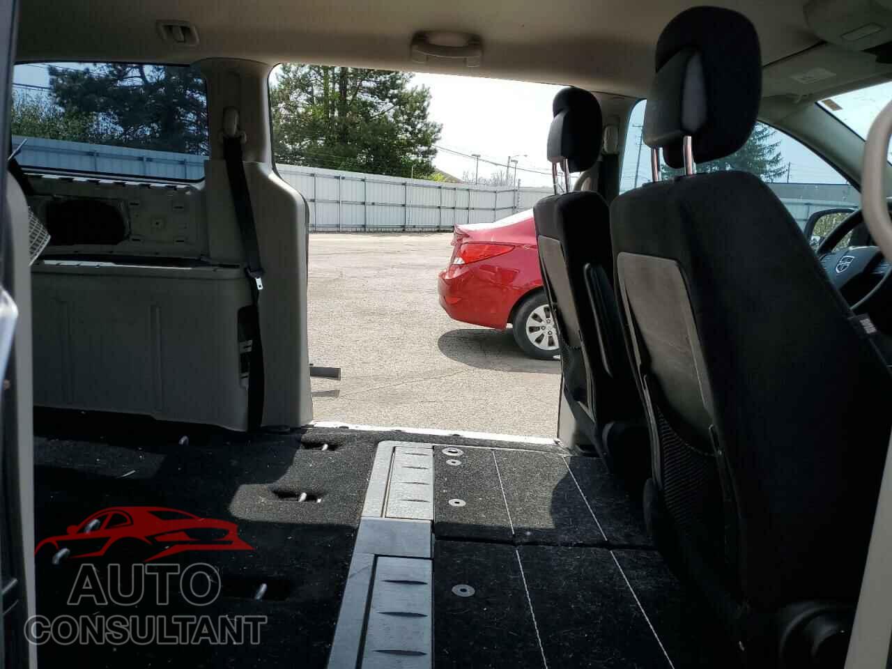 DODGE CARAVAN 2013 - 2C4RDGBG6DR819914