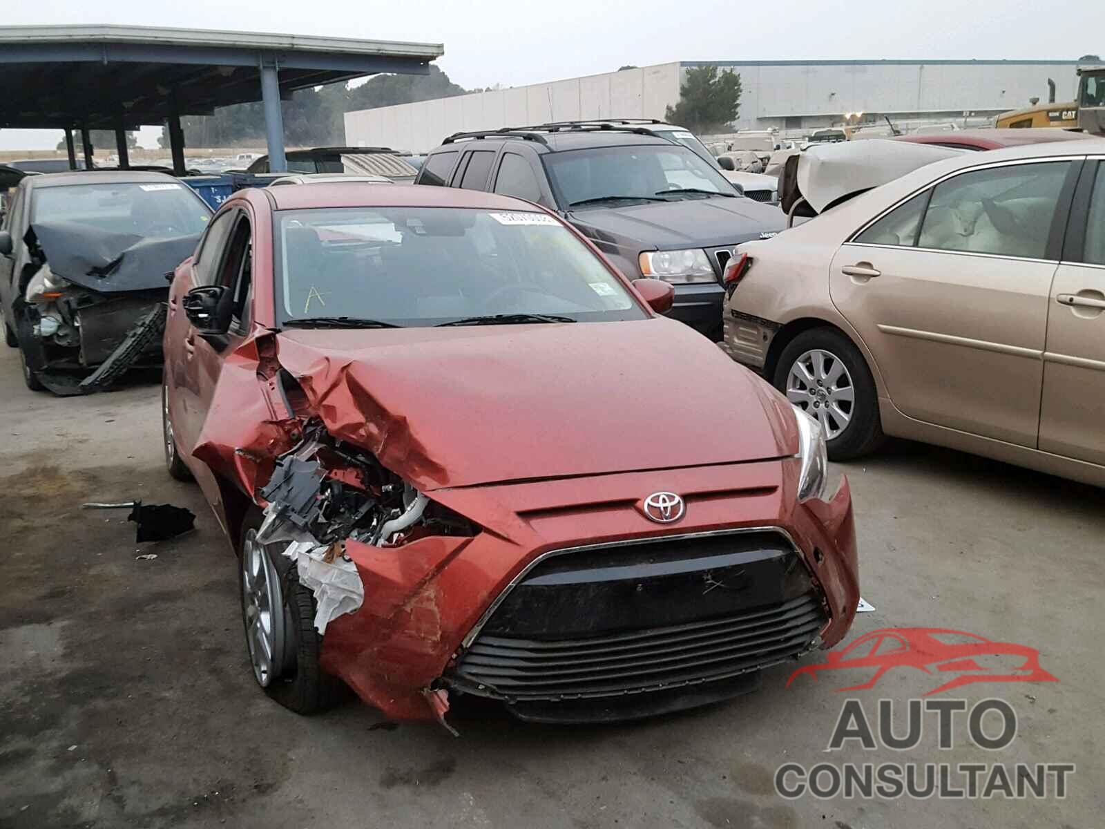 TOYOTA YARIS 2018 - 3MYDLBYV0JY330914