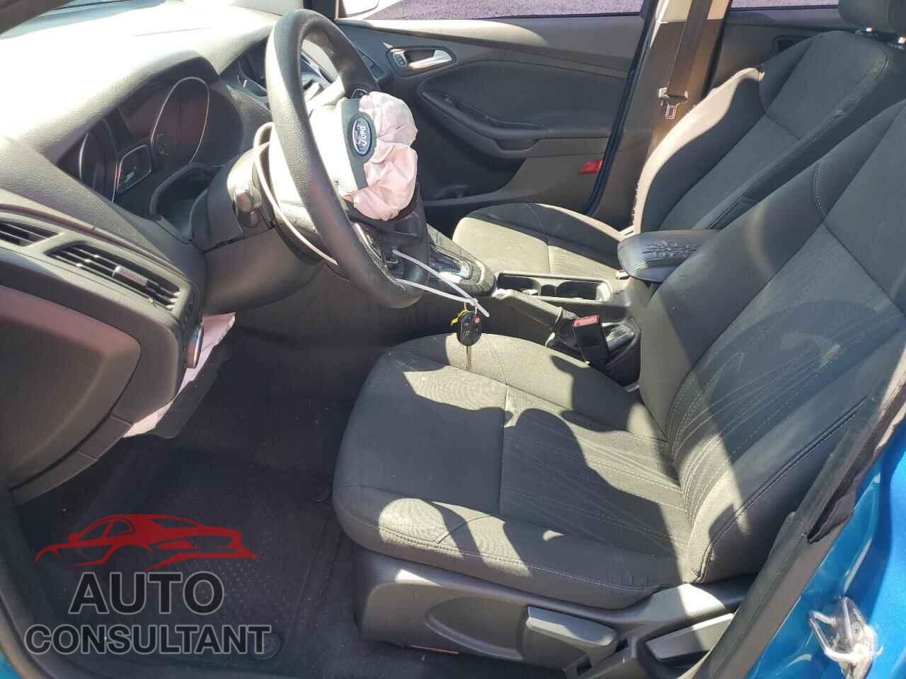 FORD FOCUS 2016 - 1FADP3F28GL250012