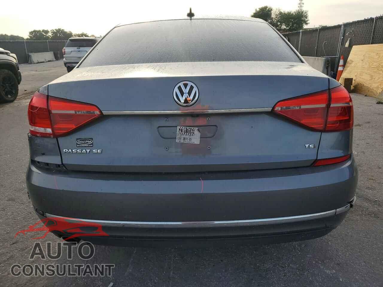 VOLKSWAGEN PASSAT 2016 - 1VWBT7A35GC013169
