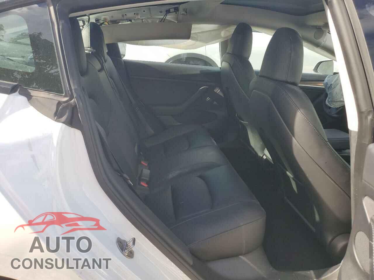 TESLA MODEL 3 2023 - 5YJ3E1EA7PF541631