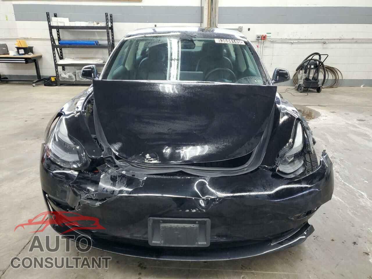 TESLA MODEL 3 2023 - 5YJ3E1EA5PF439017