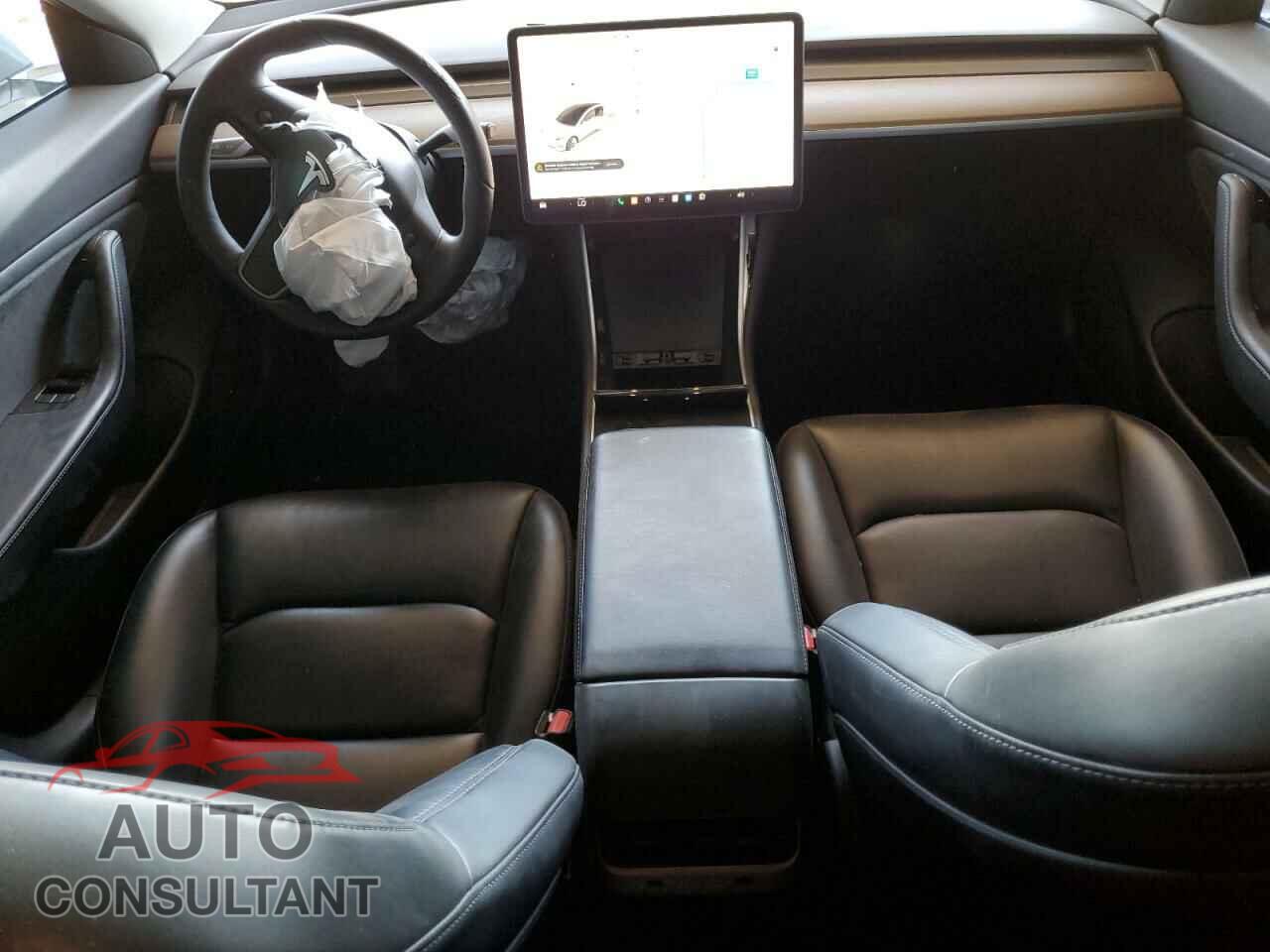 TESLA MODEL 3 2019 - 5YJ3E1EB2KF512667