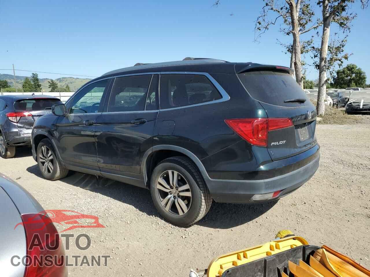 HONDA PILOT 2017 - 5FNYF5H45HB036897