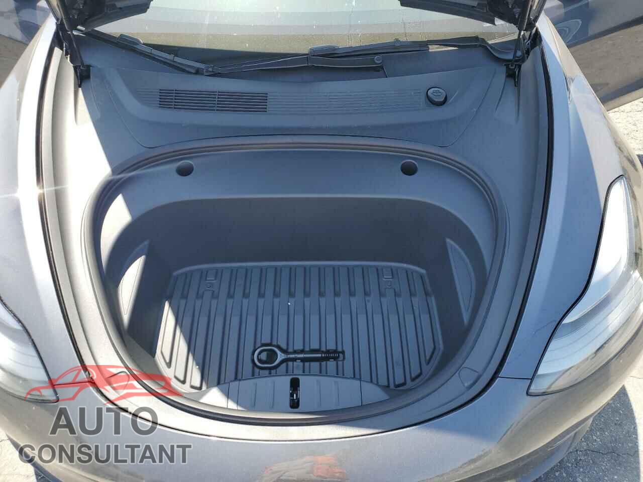 TESLA MODEL 3 2023 - 5YJ3E1EA3PF712939