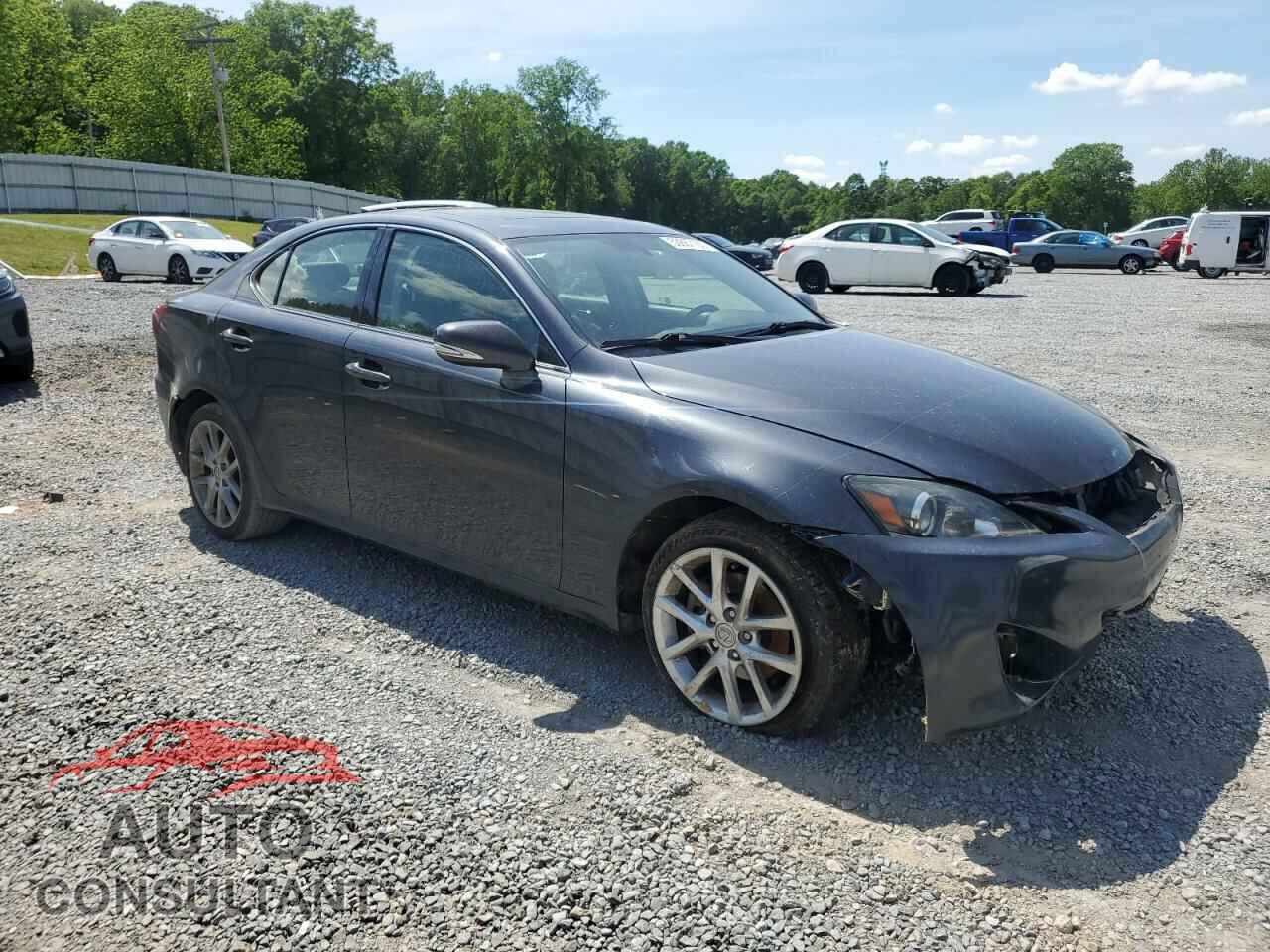 LEXUS IS 2011 - JTHCF5C26B5049892