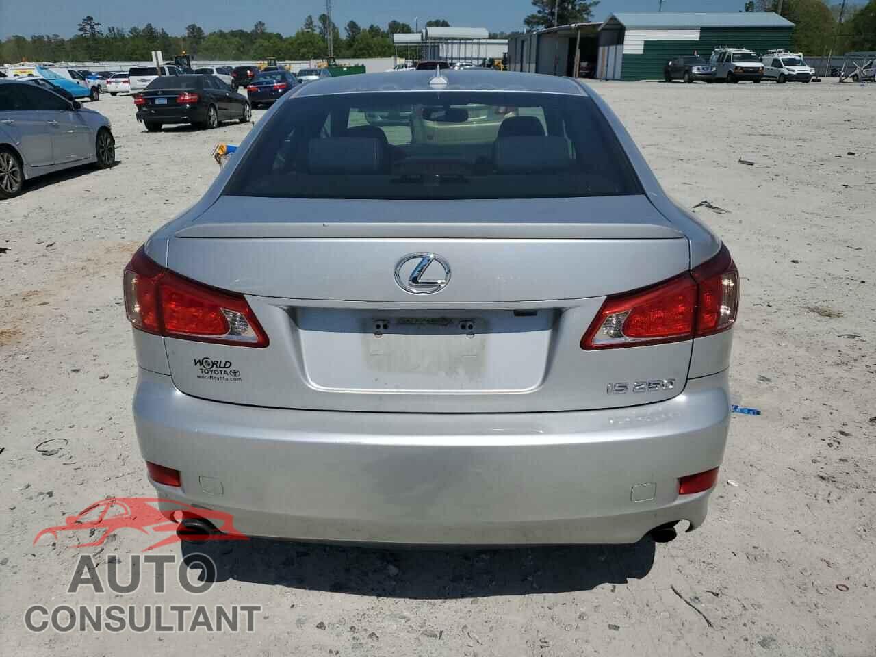 LEXUS IS 2011 - JTHBF5C26B5149664