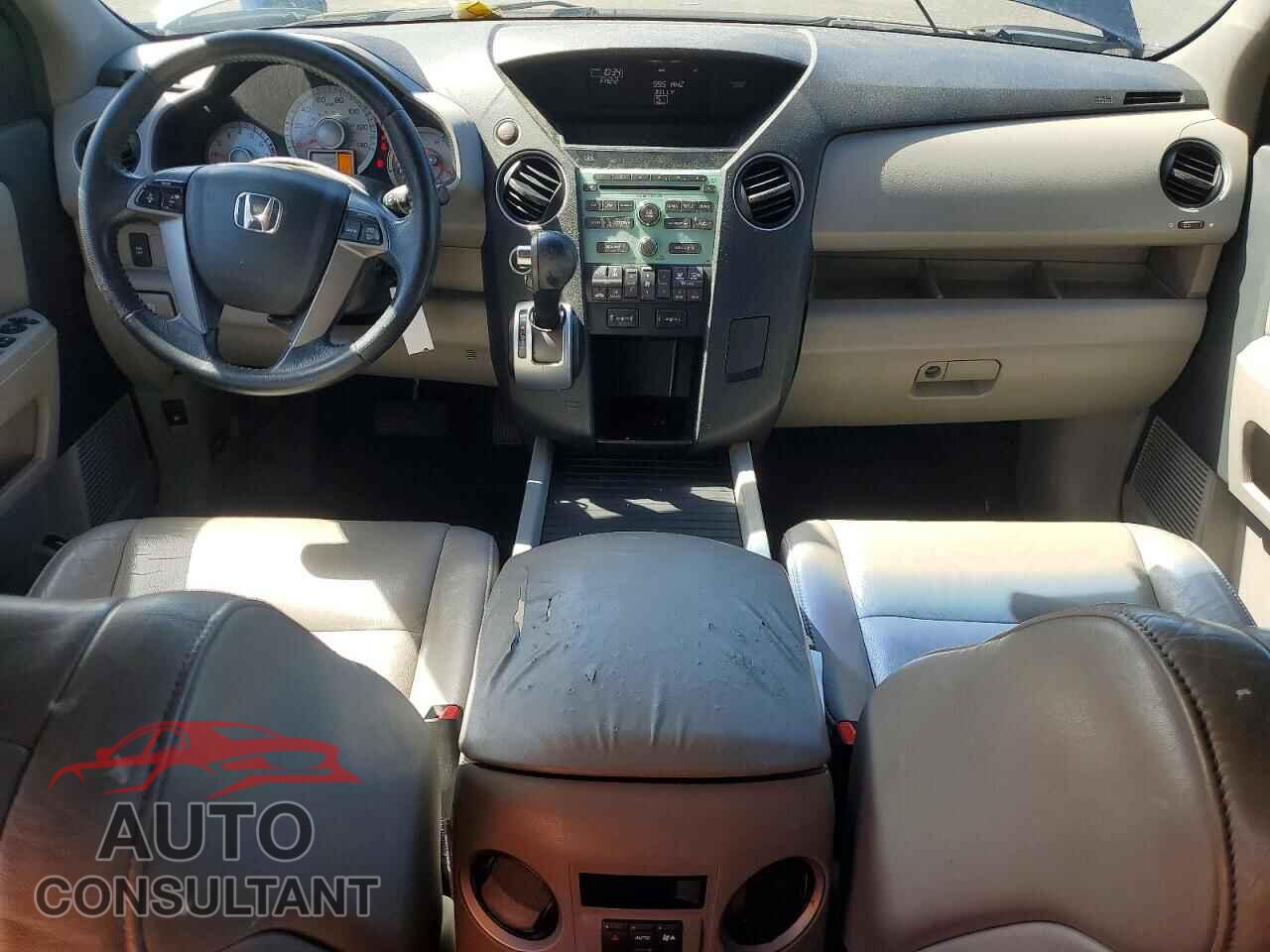 HONDA PILOT 2011 - 5FNYF4H54BB006431