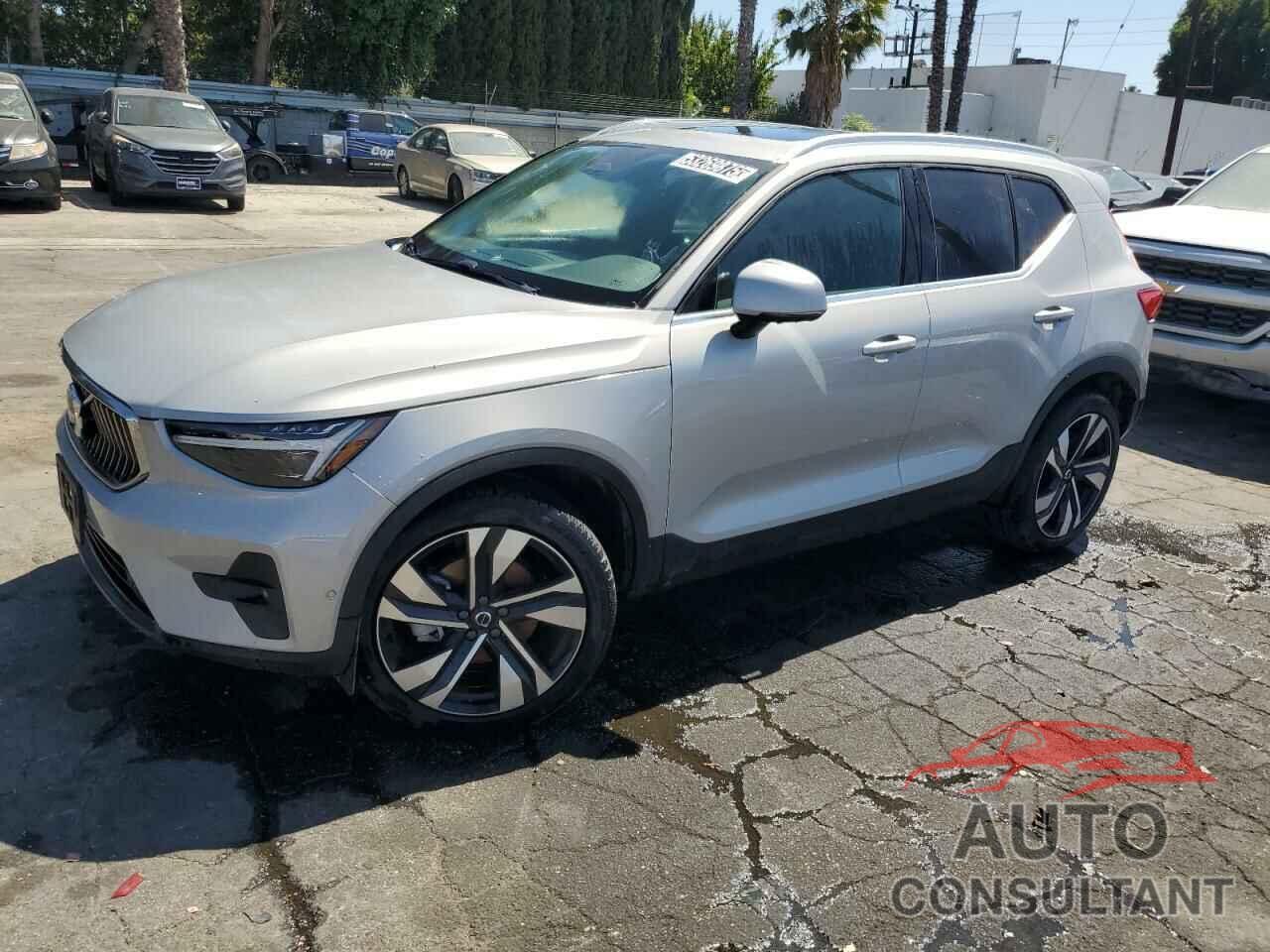 VOLVO XC40 PLUS 2024 - YV4L12UE5R2305987