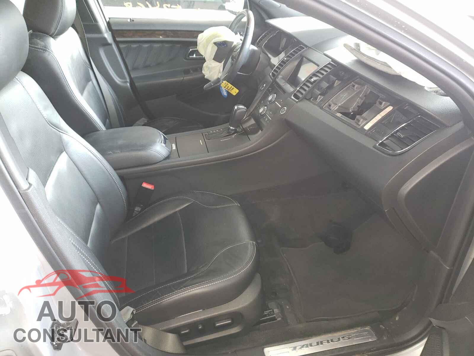 FORD TAURUS 2016 - 1FAHP2F82GG114371