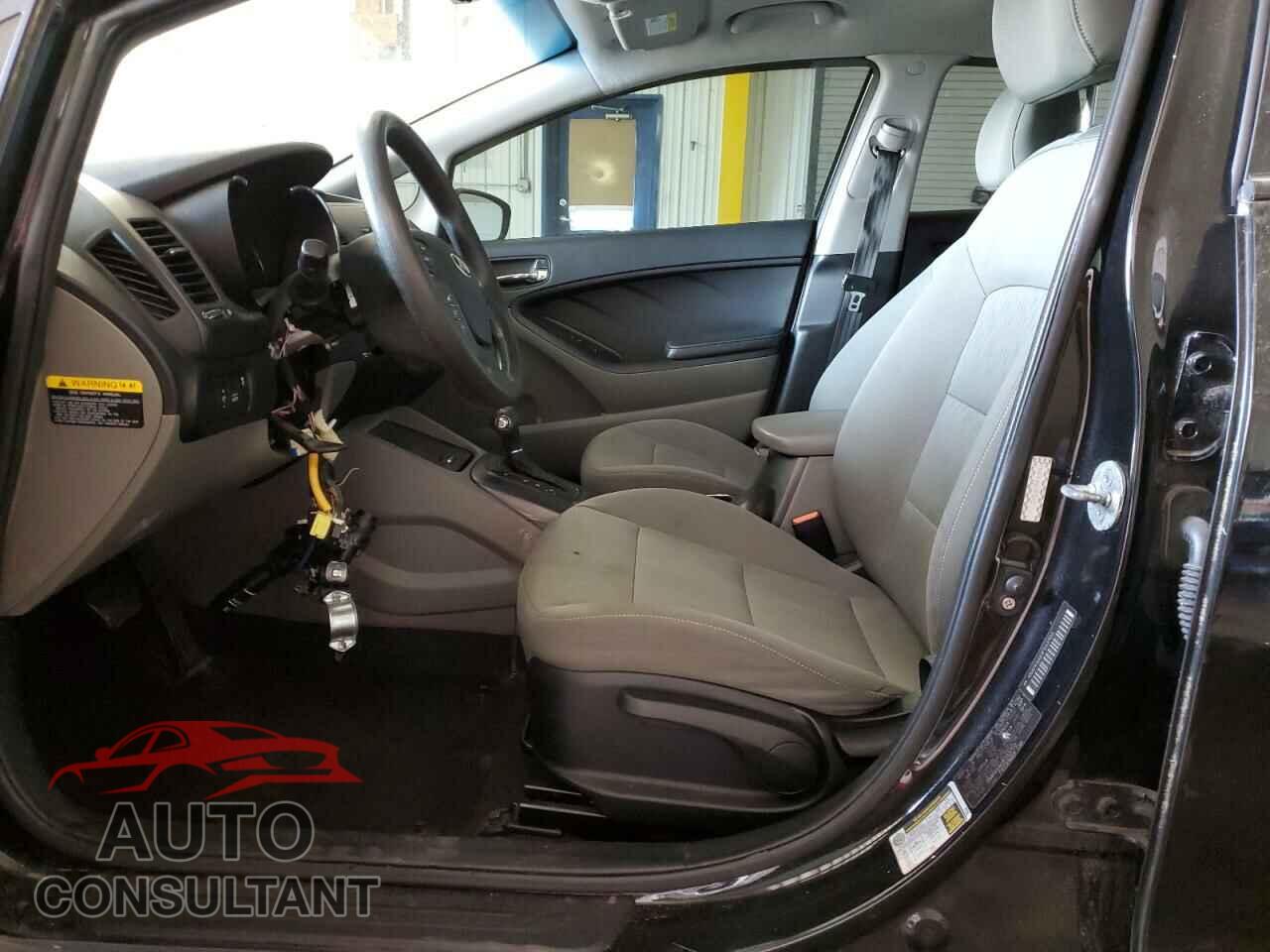 KIA FORTE 2015 - KNAFK4A63F5437112