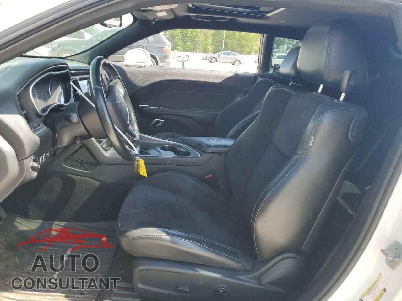 DODGE CHALLENGER 2018 - 2C3CDZGG0JH133075