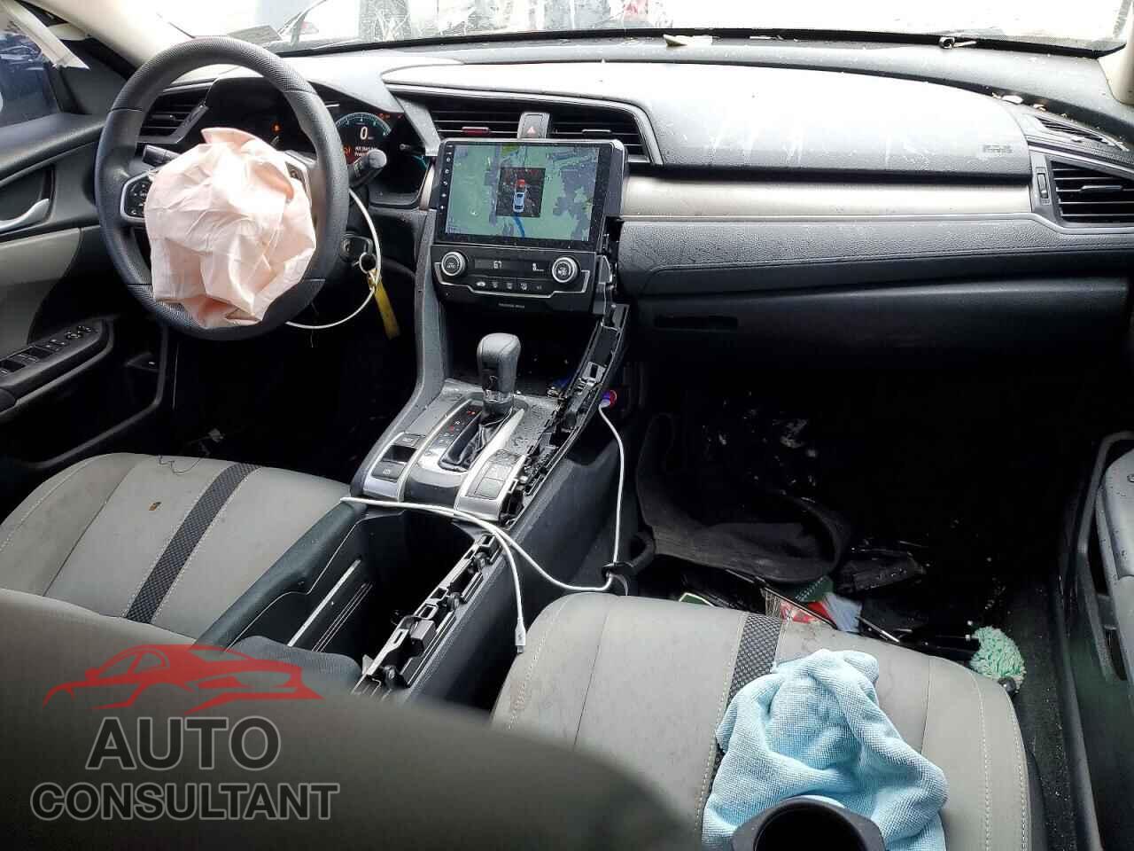 HONDA CIVIC 2019 - 2HGFC2F63KH585178