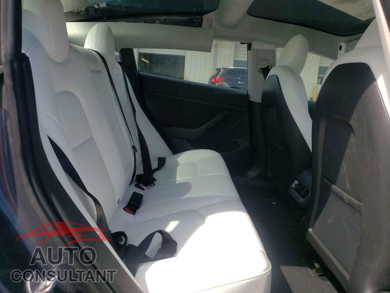TESLA MODEL 3 2023 - 5YJ3E1EC0PF395462