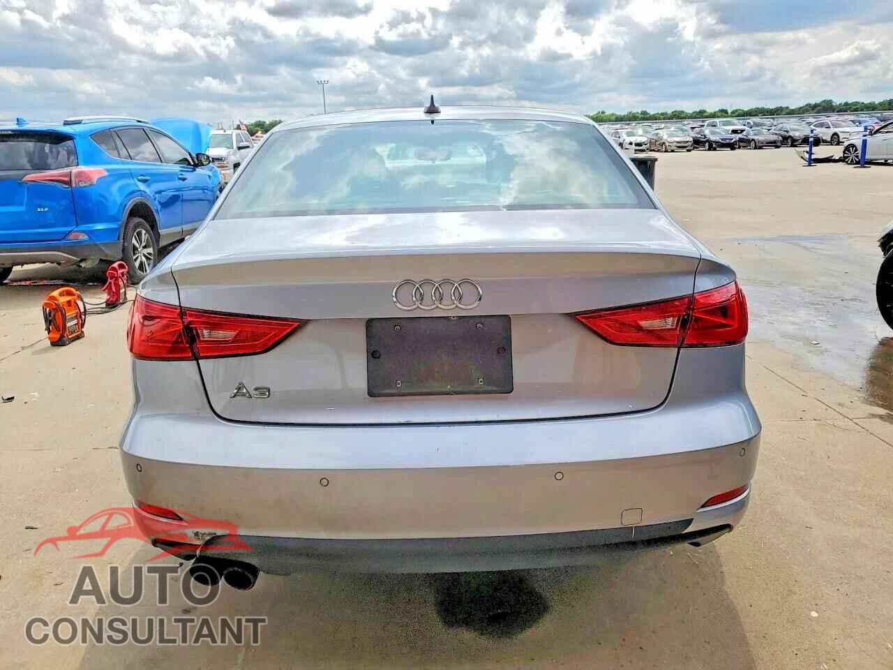 AUDI A3 2016 - WAUA7GFF9G1005204