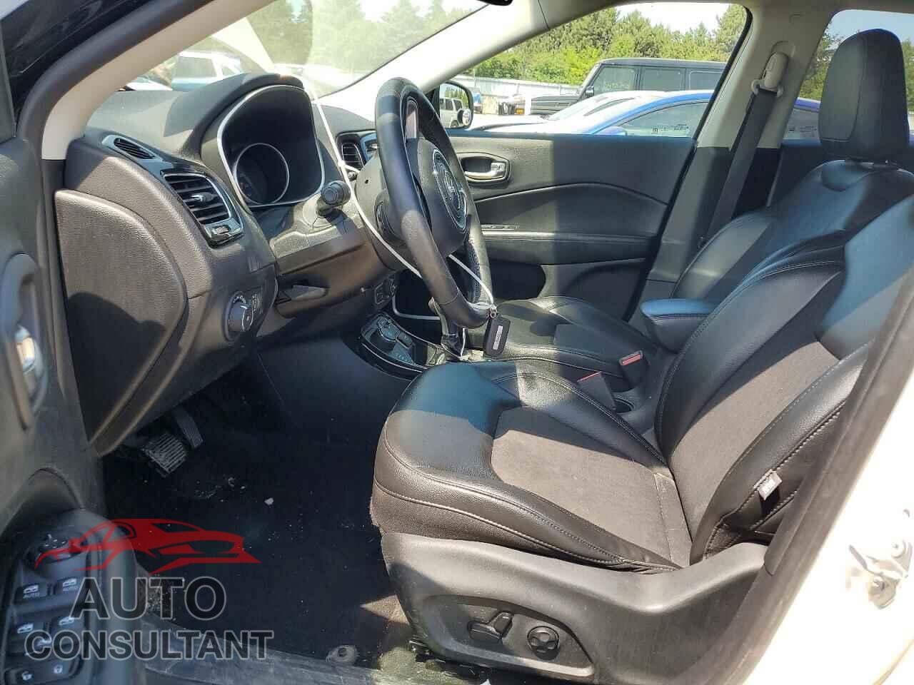JEEP COMPASS 2019 - 3C4NJDBB9KT674078